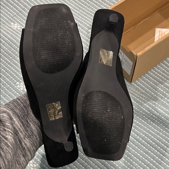 Journee Collection Black Open-Toe Mules - Picture 3 of 3